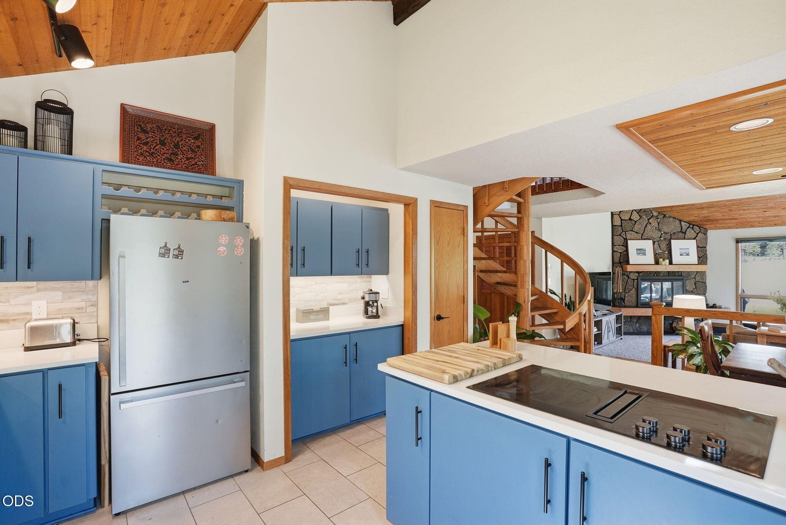 Photo of 17901 Red Cedar Lane 14 of 43