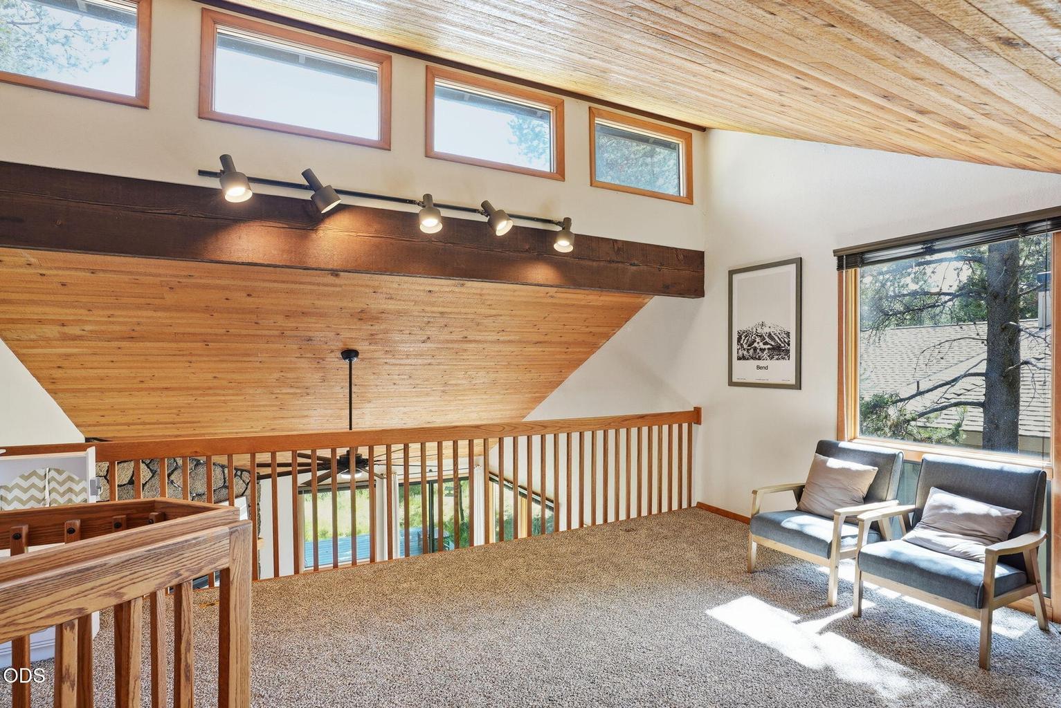 Photo of 17901 Red Cedar Lane 30 of 43