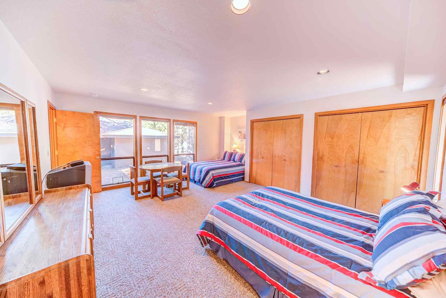 Photo of 57598 White Elm 11 of 32