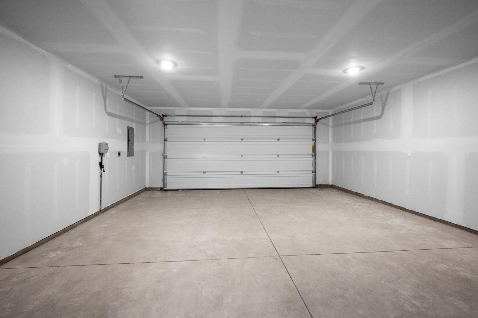 Photo of 16673 Cottage Pine St 27 of 32