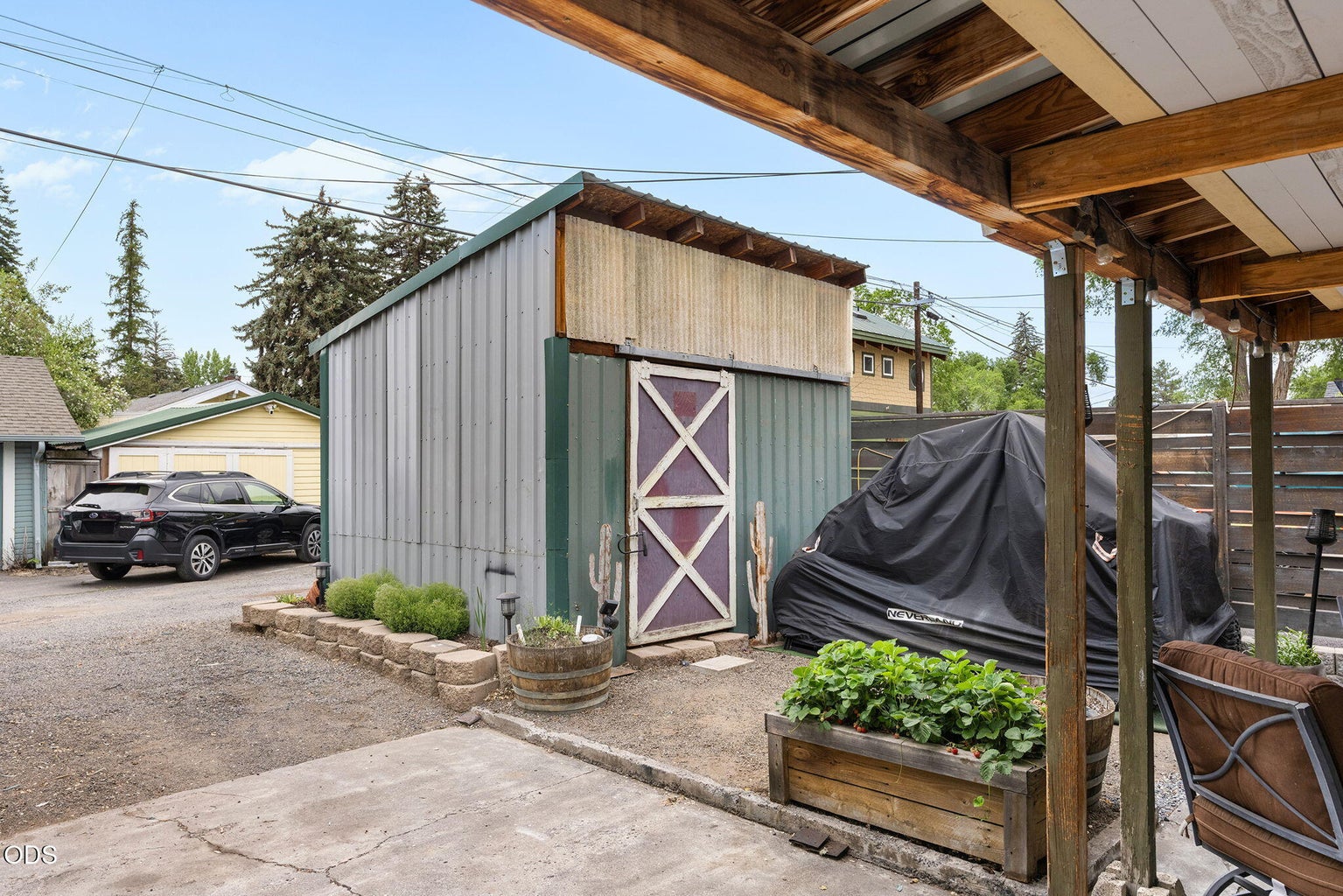 Photo of 615 NW Ogden Avenue 26 of 34