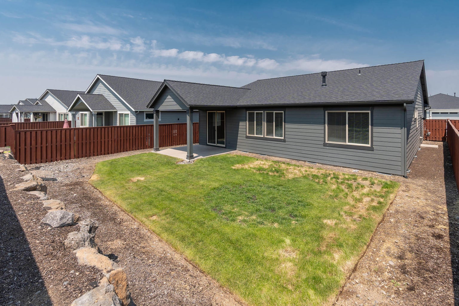 Photo of 1076 NE Henry Drive 22 of 30