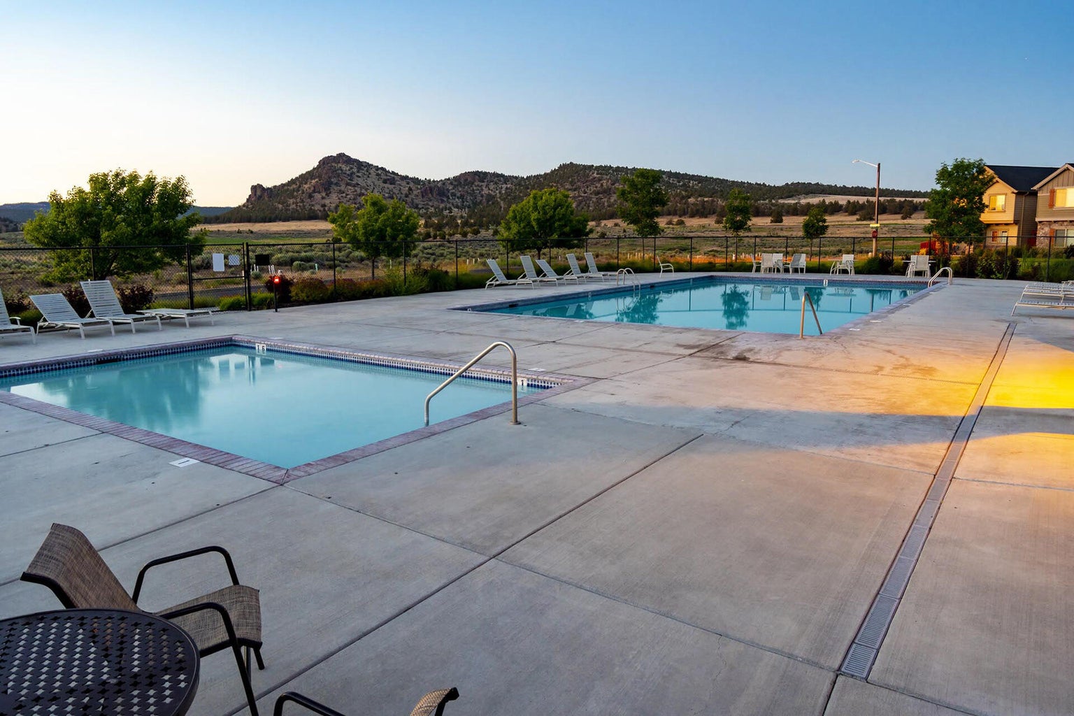 Photo of 1076 NE Henry Drive 26 of 30