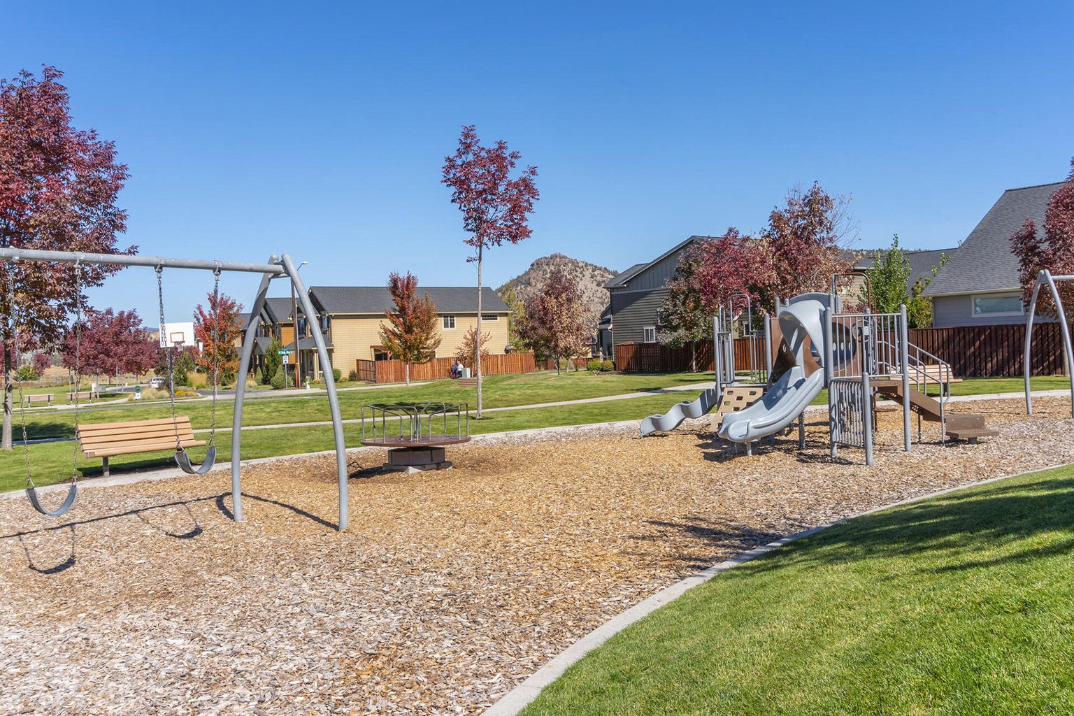 Photo of 1076 NE Henry Drive 27 of 30