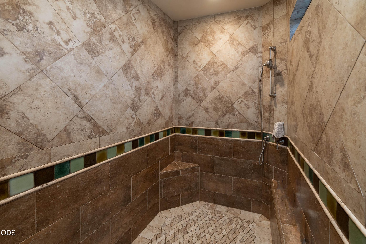 Ensuite #1 Bath - Huge Shower.