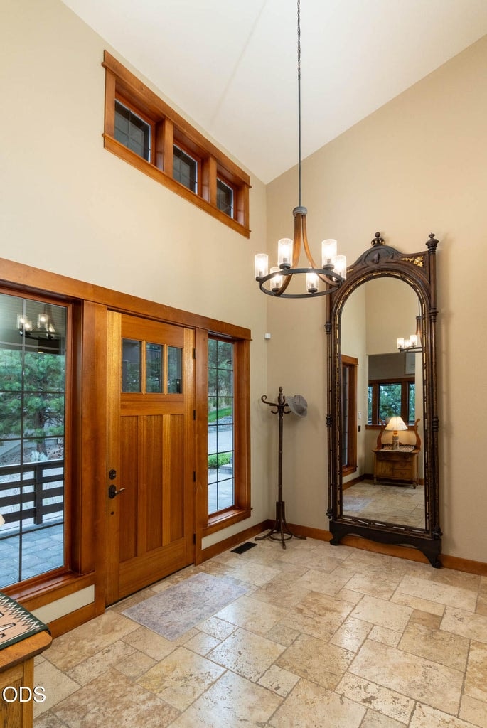 Elegant Main Level Entry