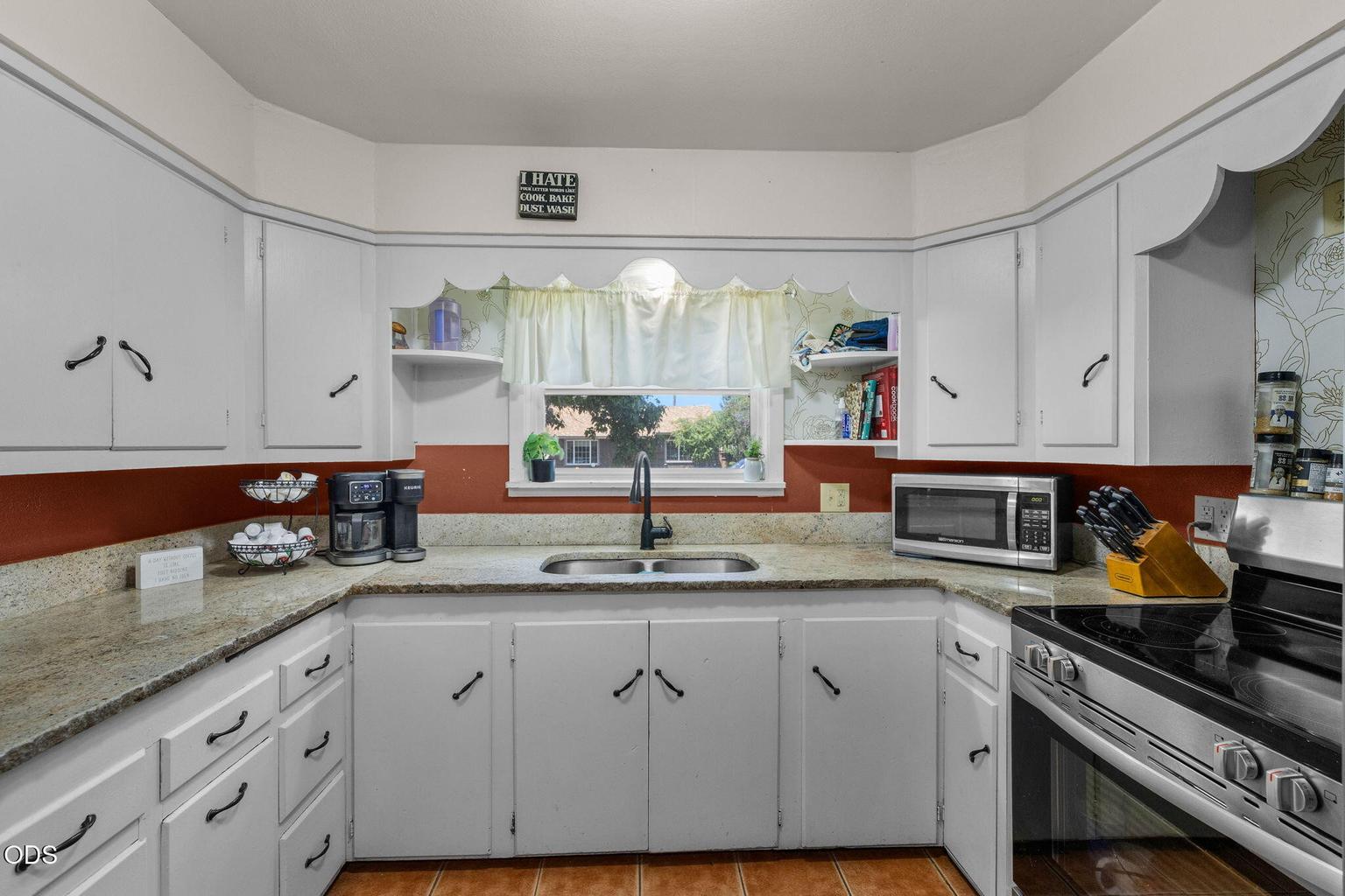 Photo of 1036 SW 13th Street 10 of 29
