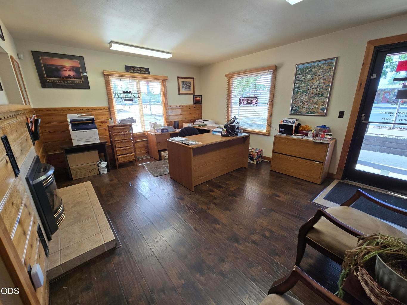 Photo of 1427 SW Highland Avenue 7 of 18