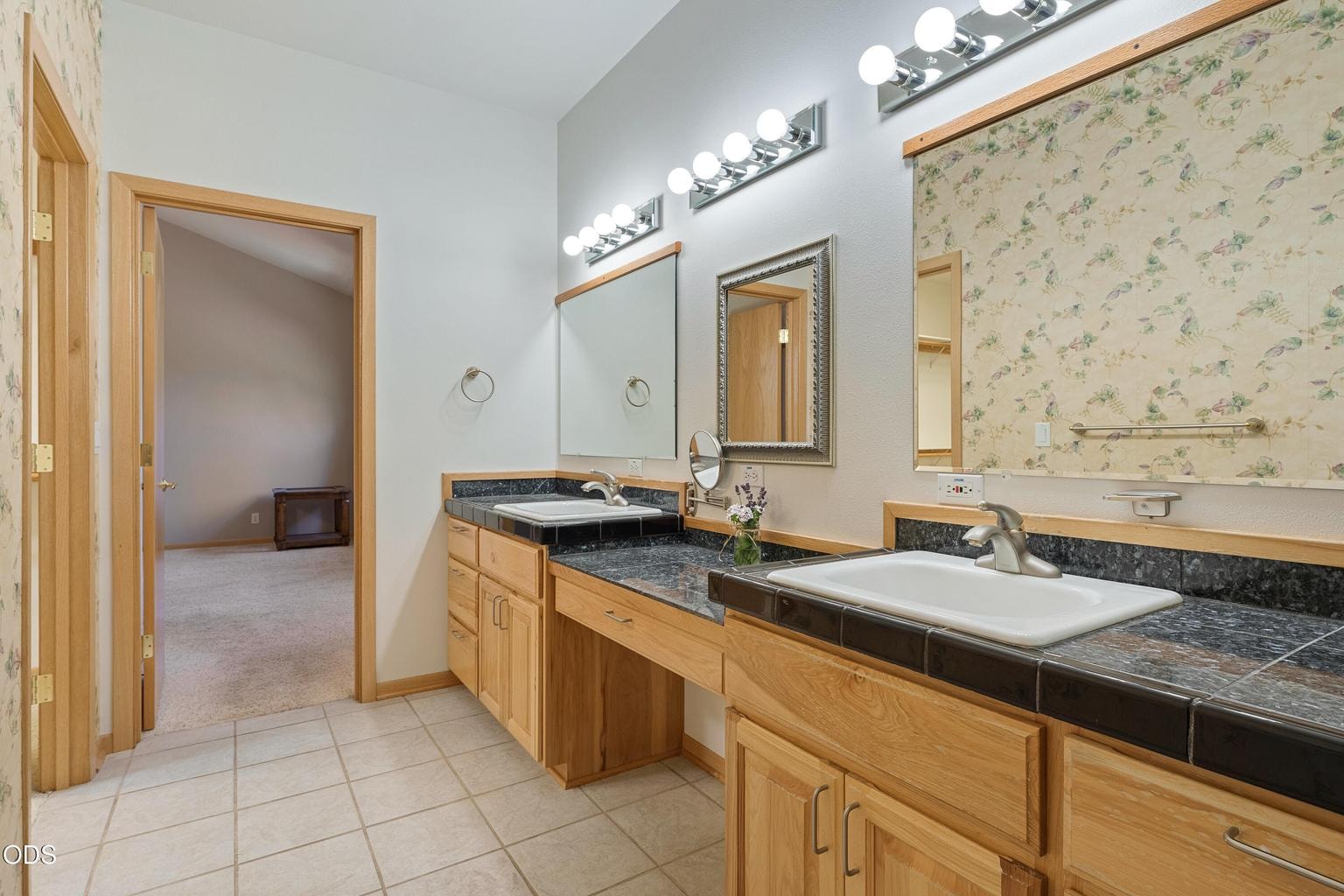 Photo of 474 Tanager Drive 38 of 75