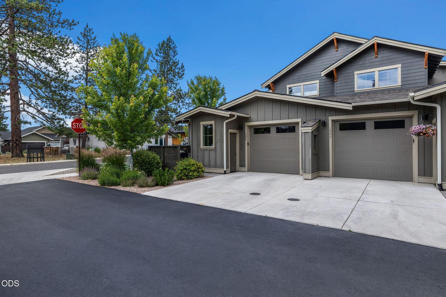 Photo of 1087 N Lavender Lane 39 of 50