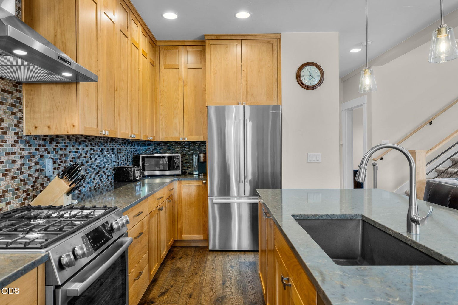Photo of 1087 N Lavender Lane 8 of 50