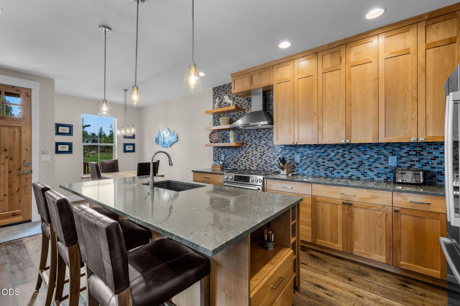 Photo of 1087 N Lavender Lane 10 of 50