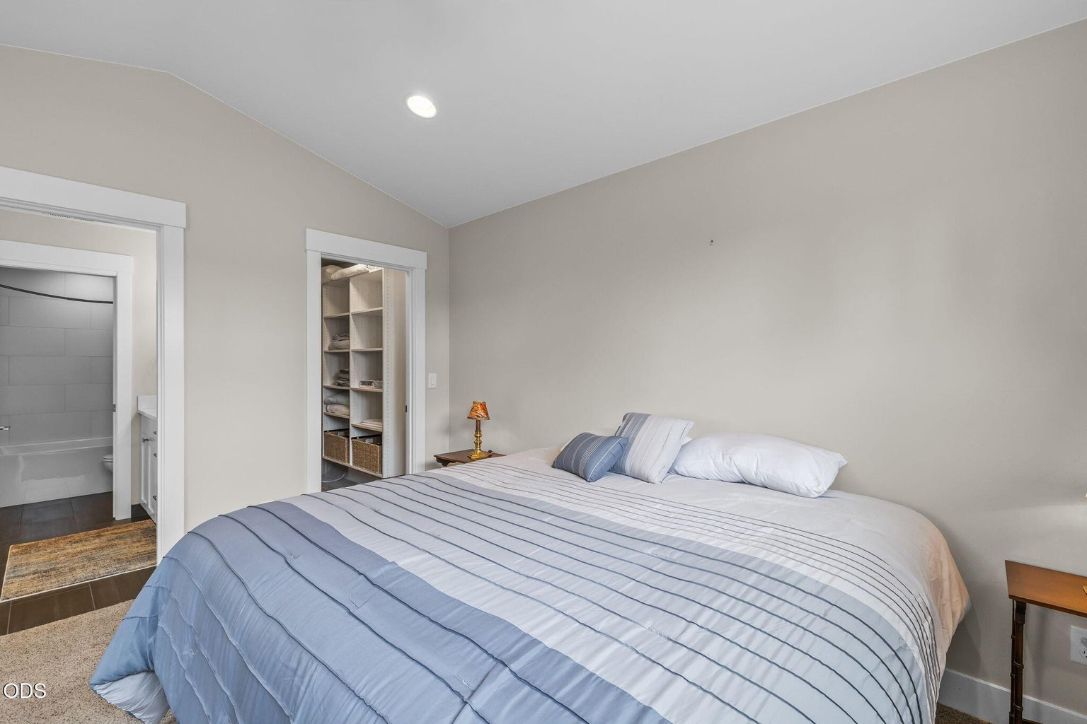 Photo of 1087 N Lavender Lane 21 of 50