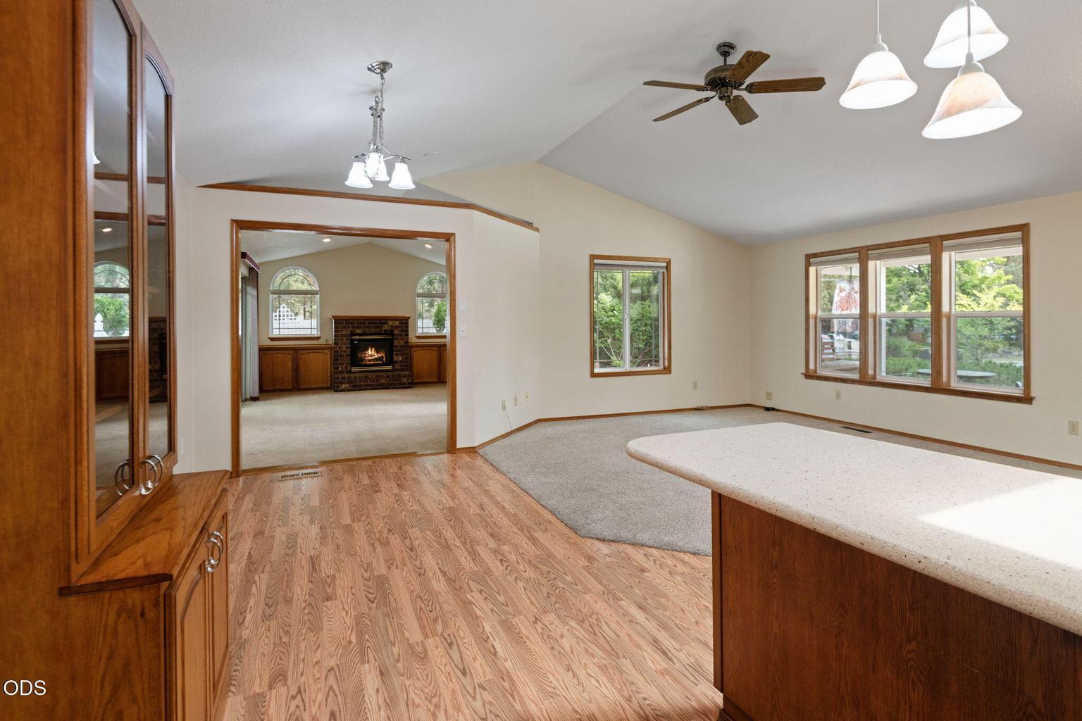 Photo of 1105 SE Palmwood Court 7 of 29