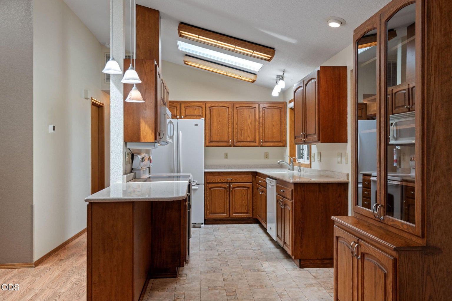 Photo of 1105 SE Palmwood Court 9 of 29