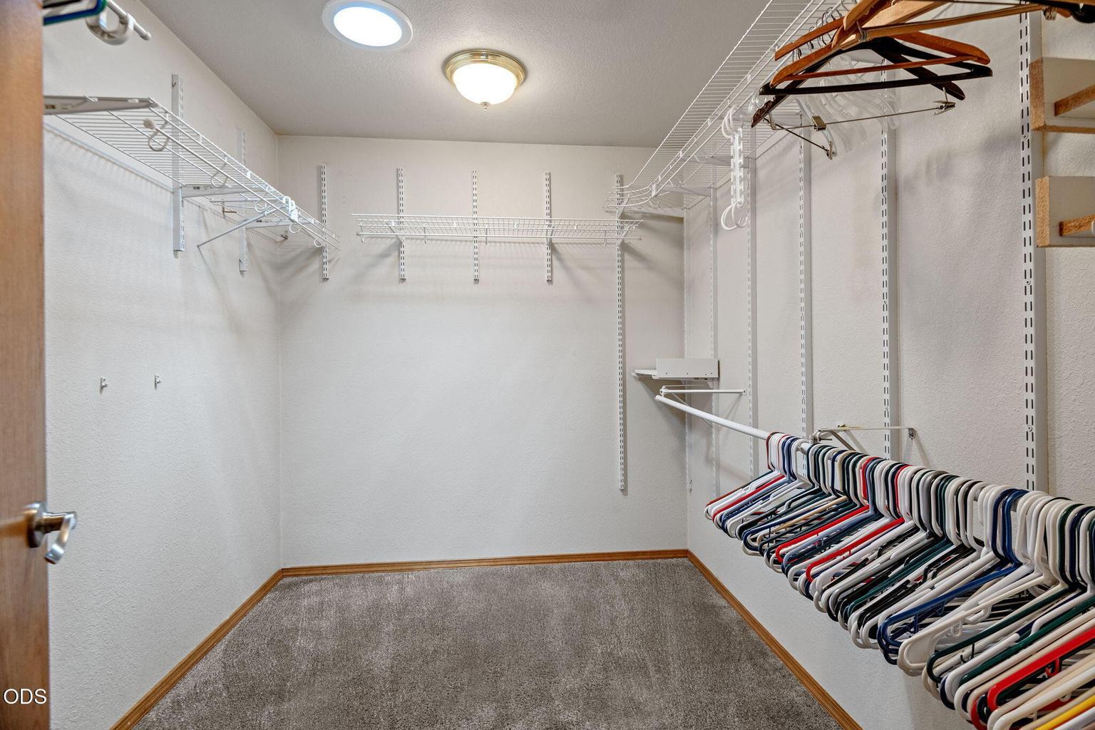 Photo of 1105 SE Palmwood Court 17 of 29