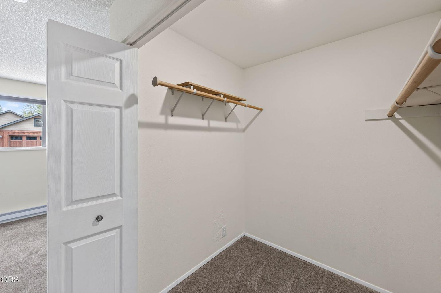 Photo of 897 E Desperado Trail 26 of 43
