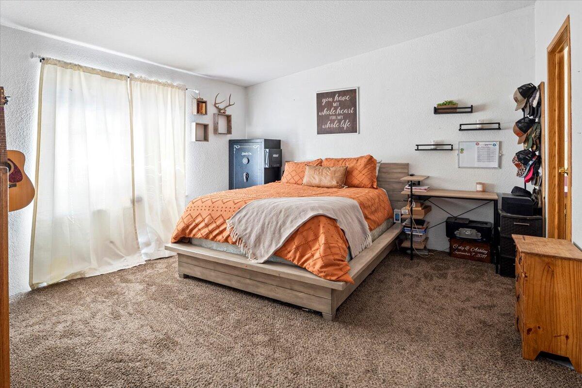 Primary suite
