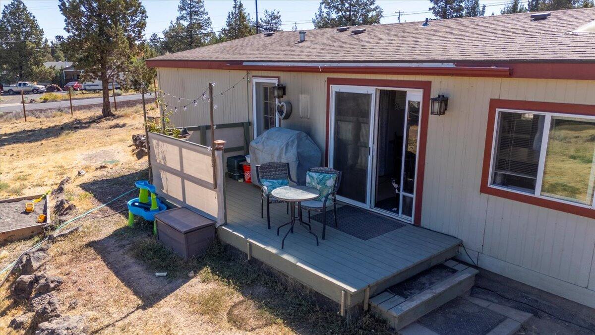 Photo of 13770 SW Cinder Cone Loop 31 of 41
