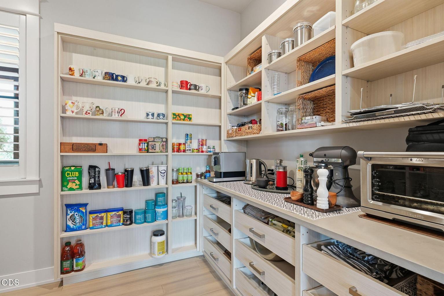 Custom Walk-in Pantry