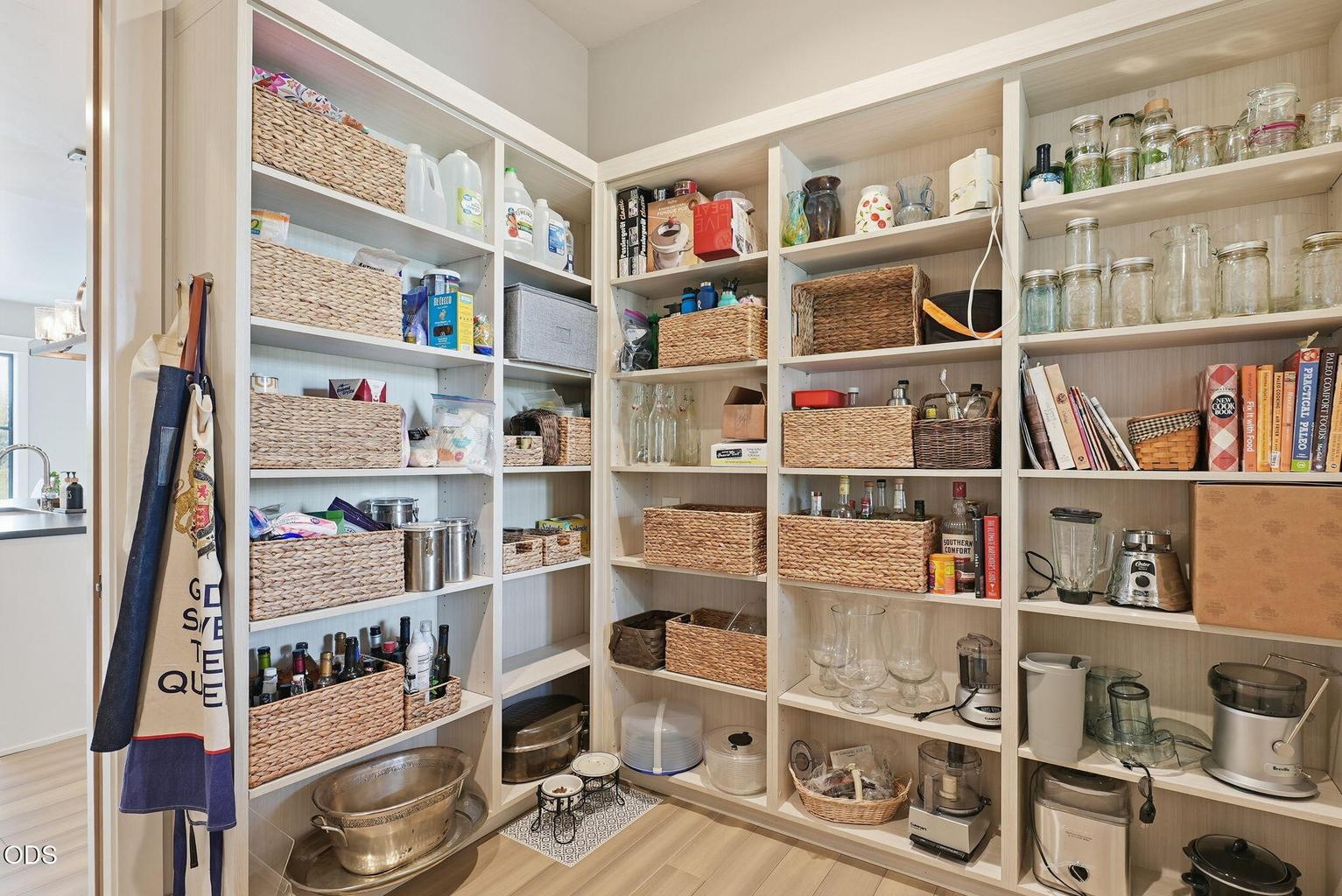 Custom Walk-in Pantry