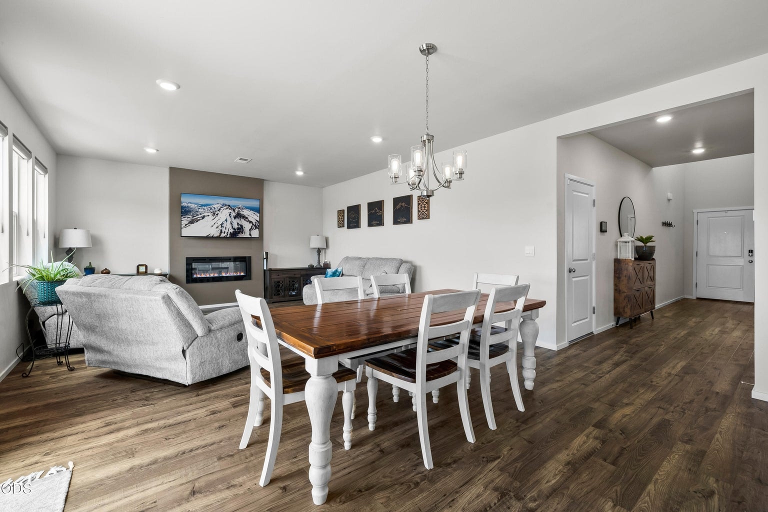 Photo of 509 SE Stetson Court 16 of 57