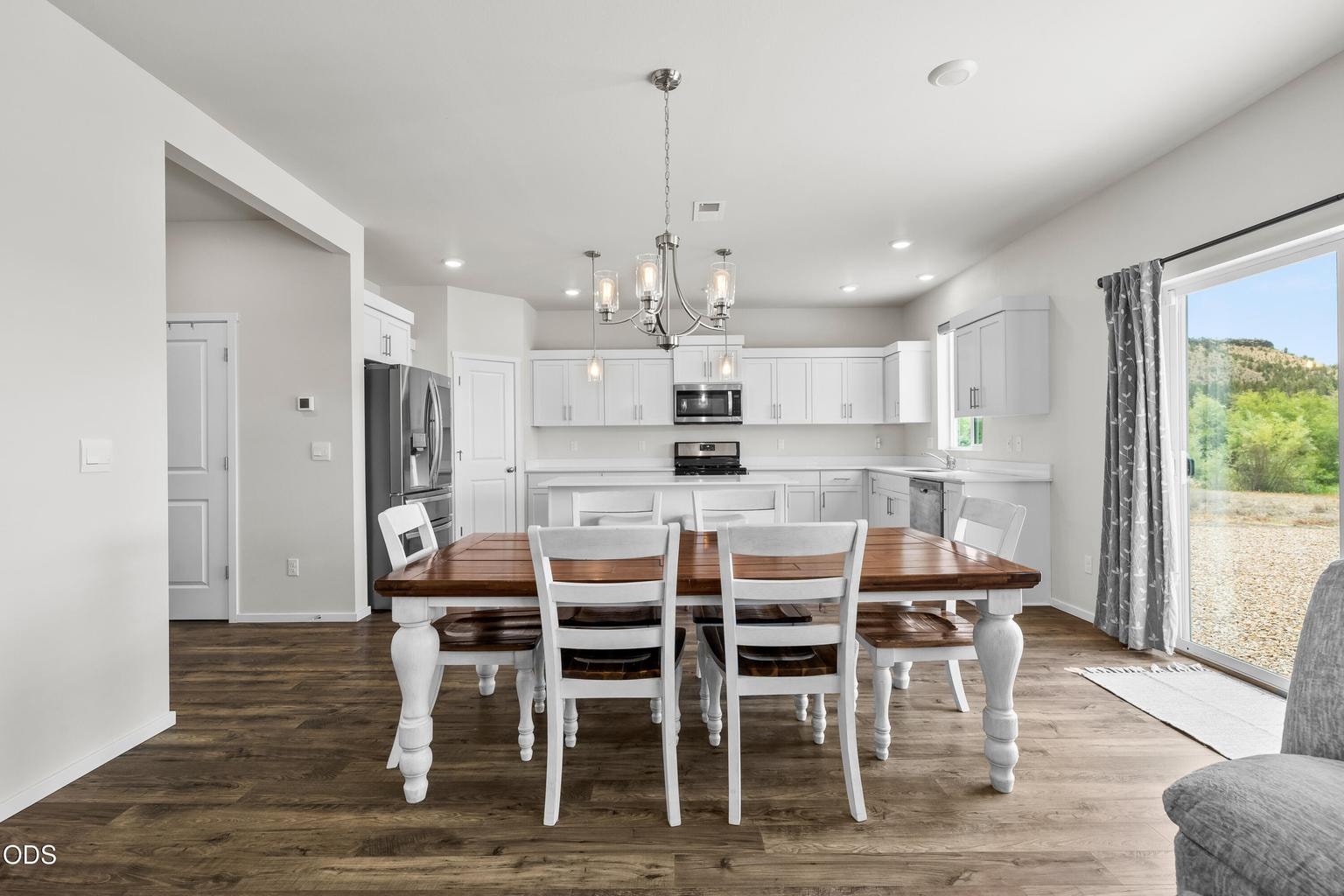 Photo of 509 SE Stetson Court 18 of 57