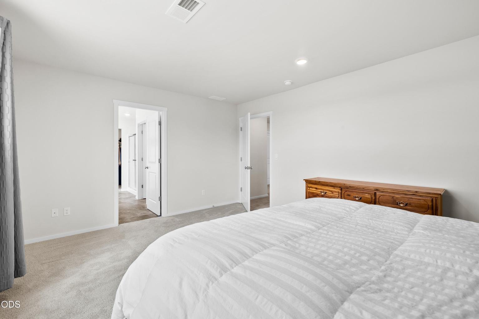 Photo of 509 SE Stetson Court 32 of 57