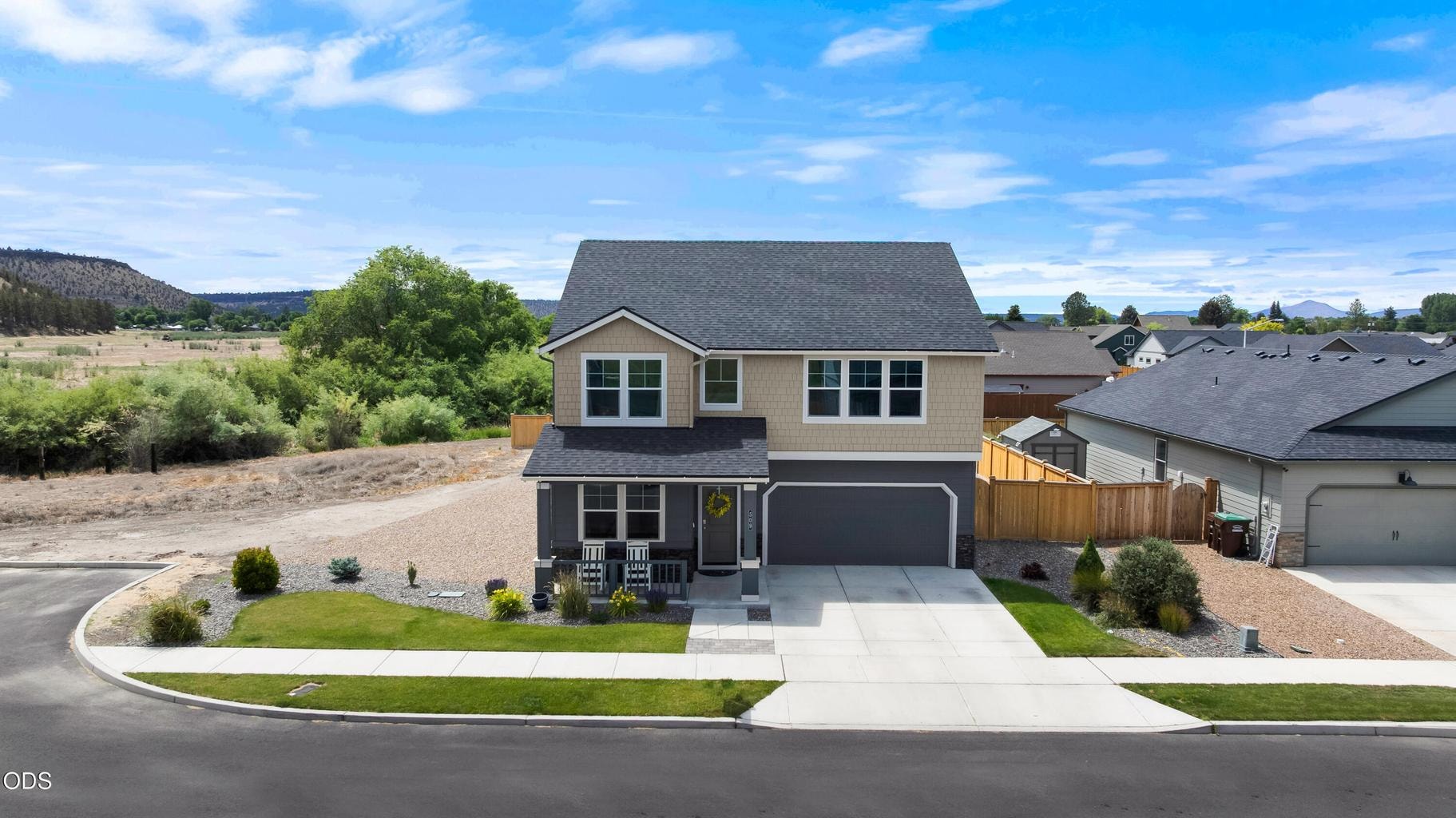 Photo of 509 SE Stetson Court 43 of 57