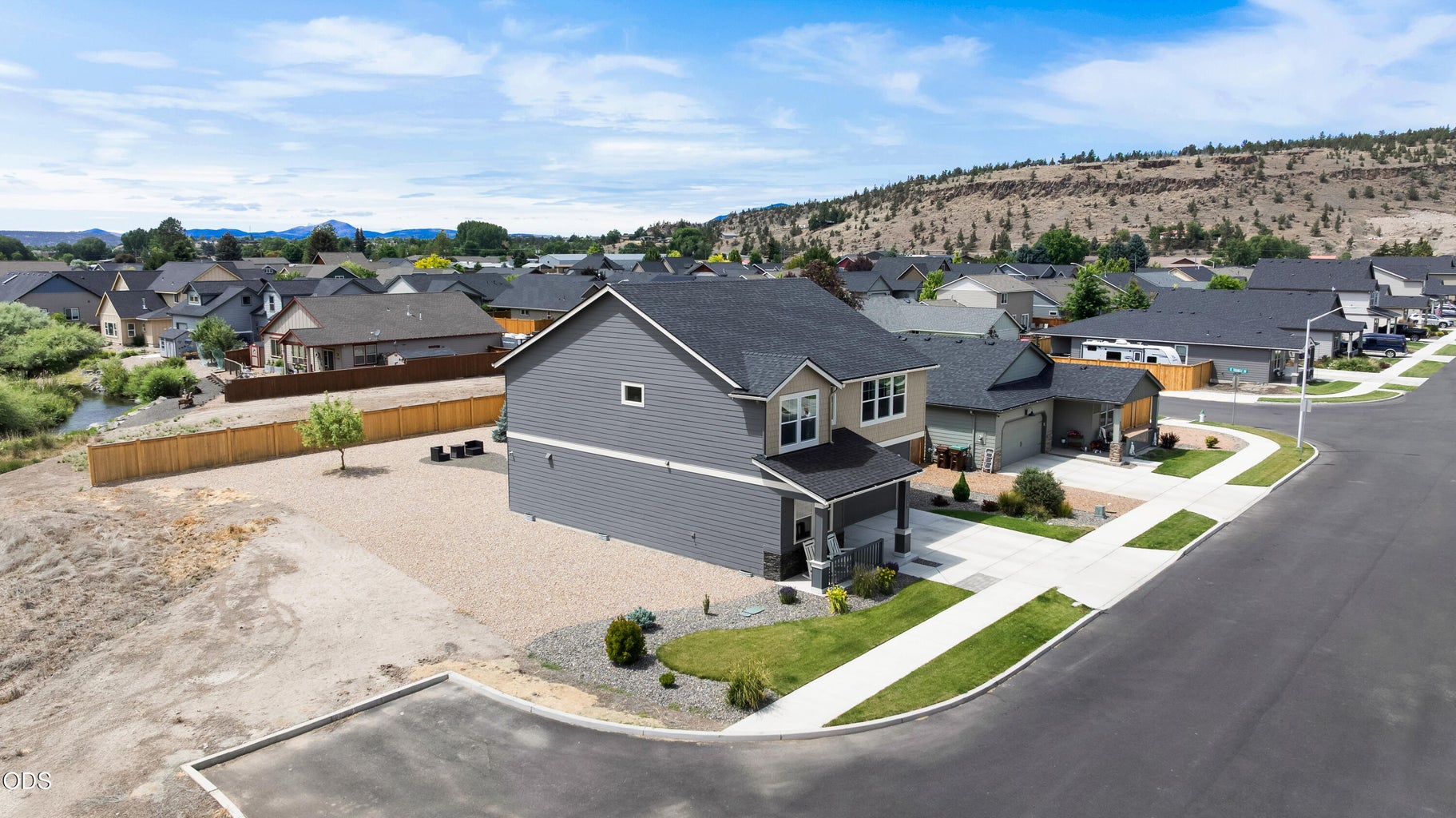 Photo of 509 SE Stetson Court 46 of 57