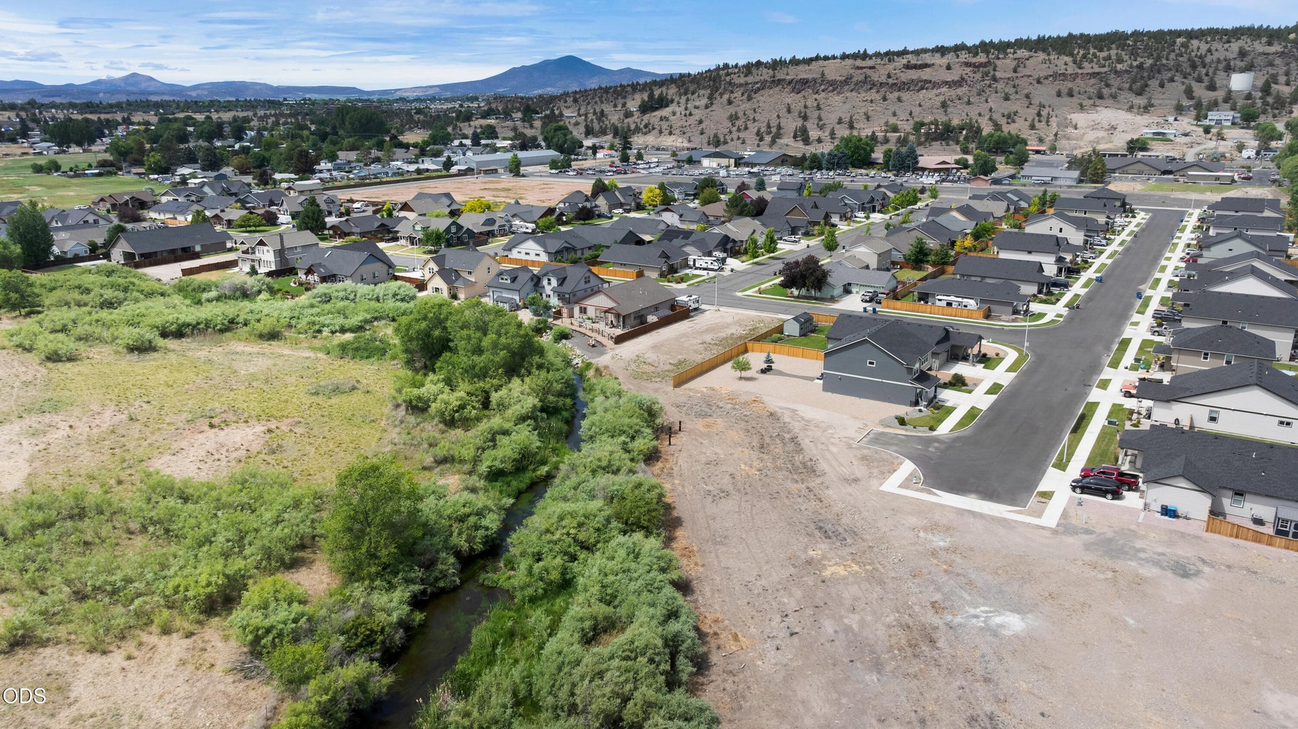 Photo of 509 SE Stetson Court 53 of 57