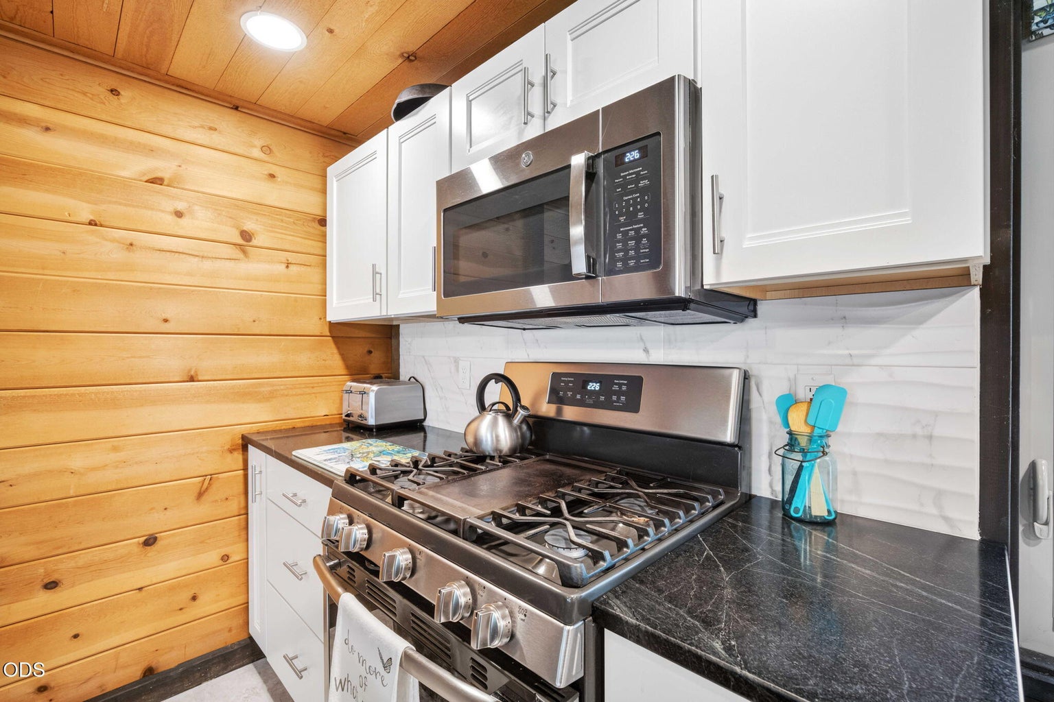 Photo of 17631 Cluster Cabin Lane 12 of 35