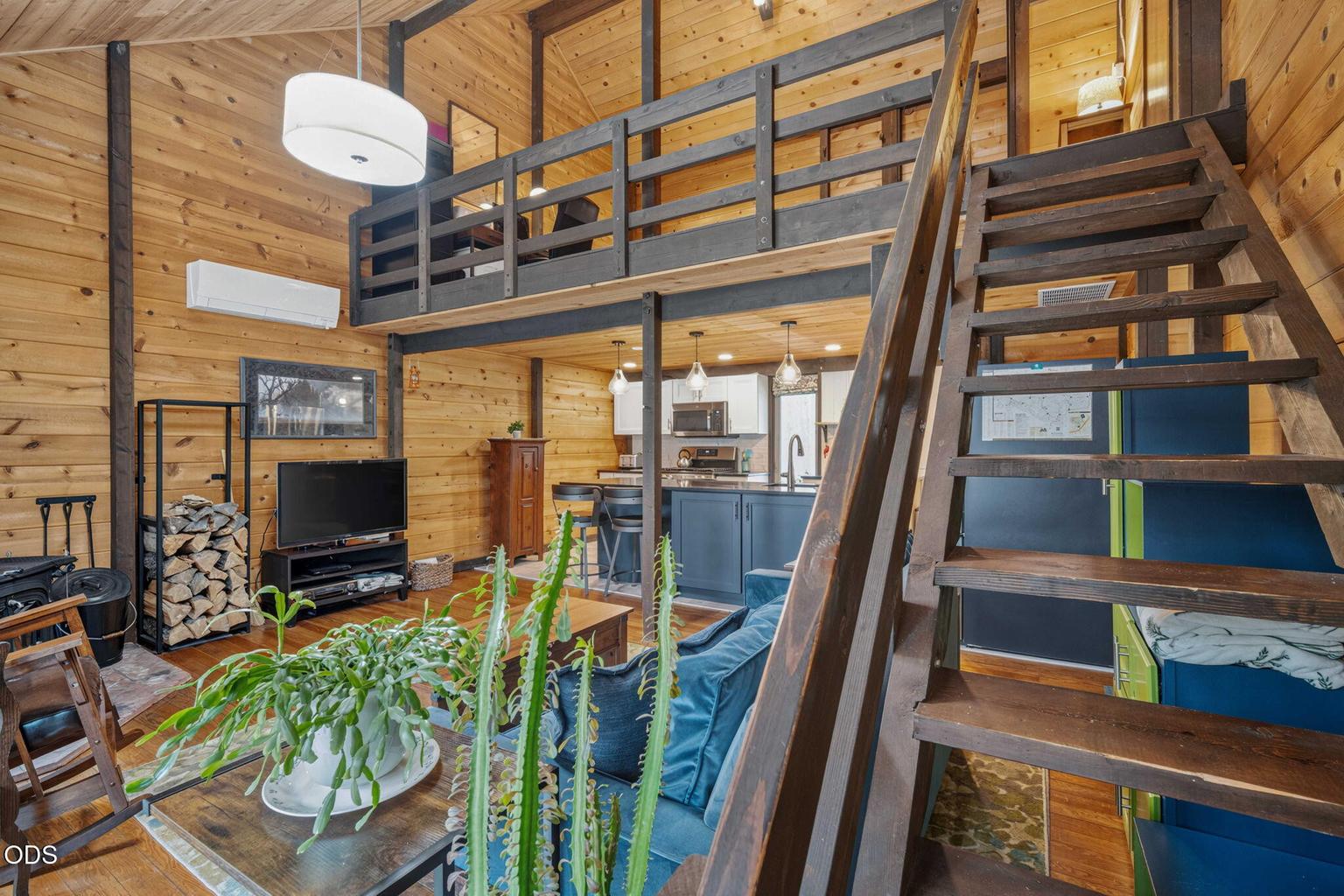 Photo of 17631 Cluster Cabin Lane 20 of 35