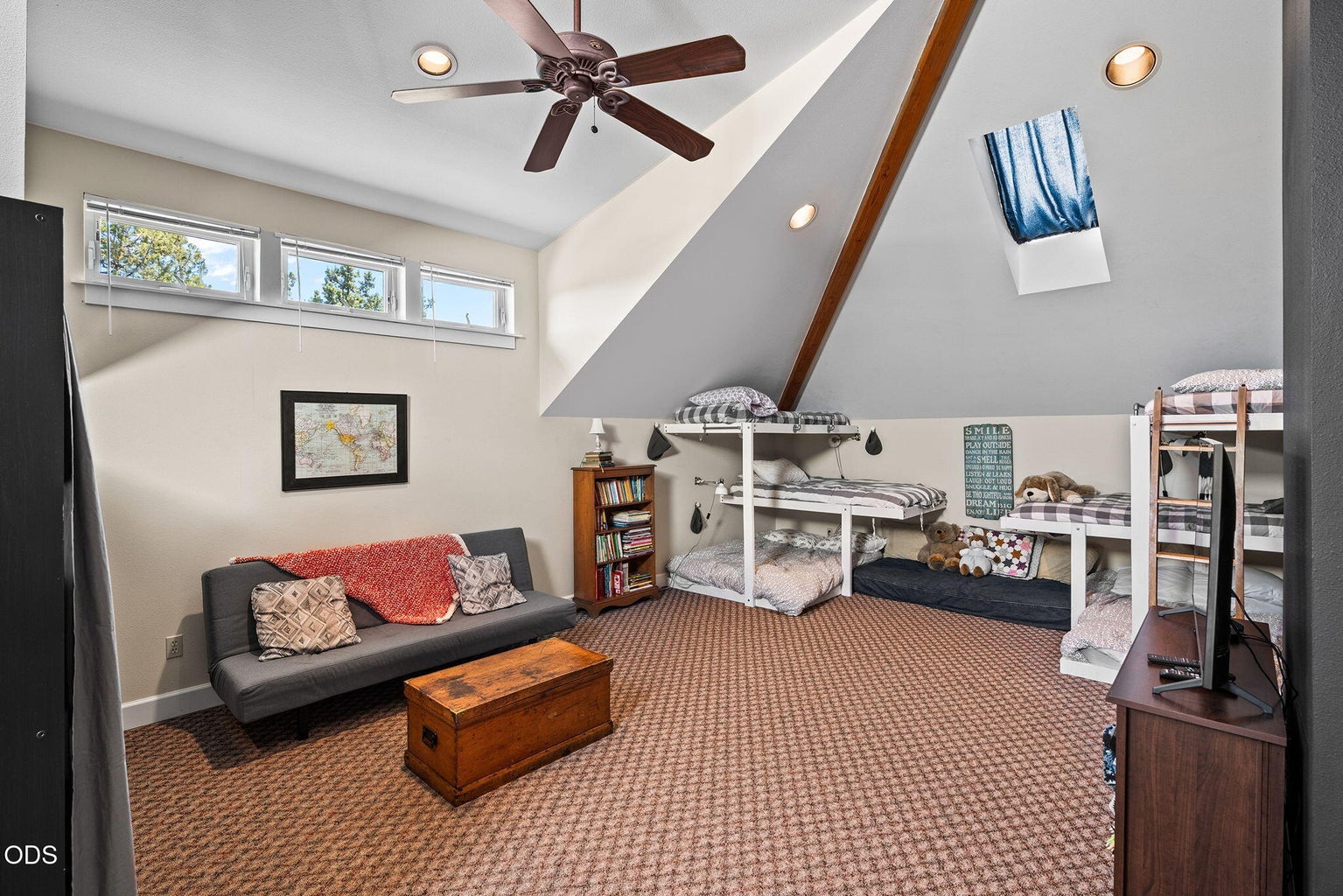 Photo of 16951 Lady Caroline Drive 45 of 98