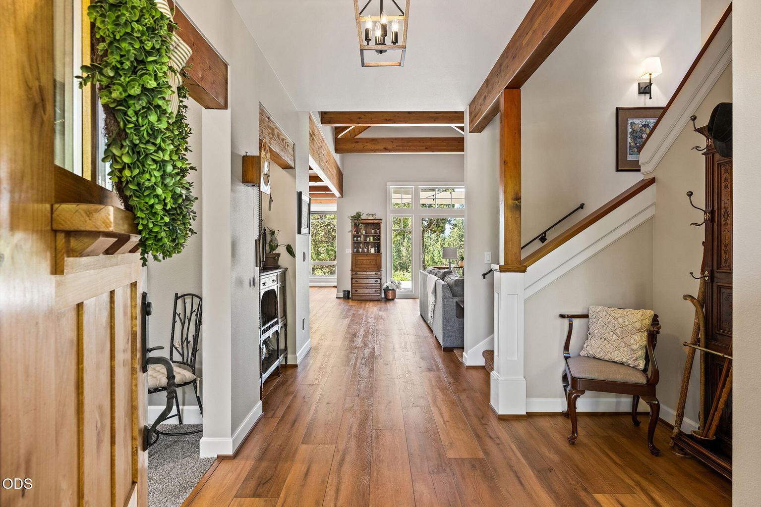 Photo of 16951 Lady Caroline Drive 3 of 98