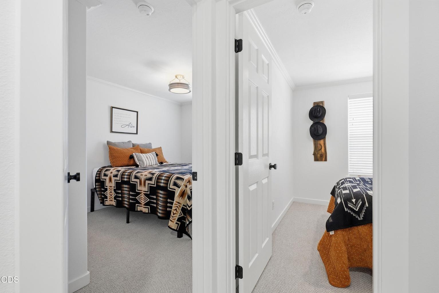 Photo of 950 N Hindeman Avenue 21 of 38
