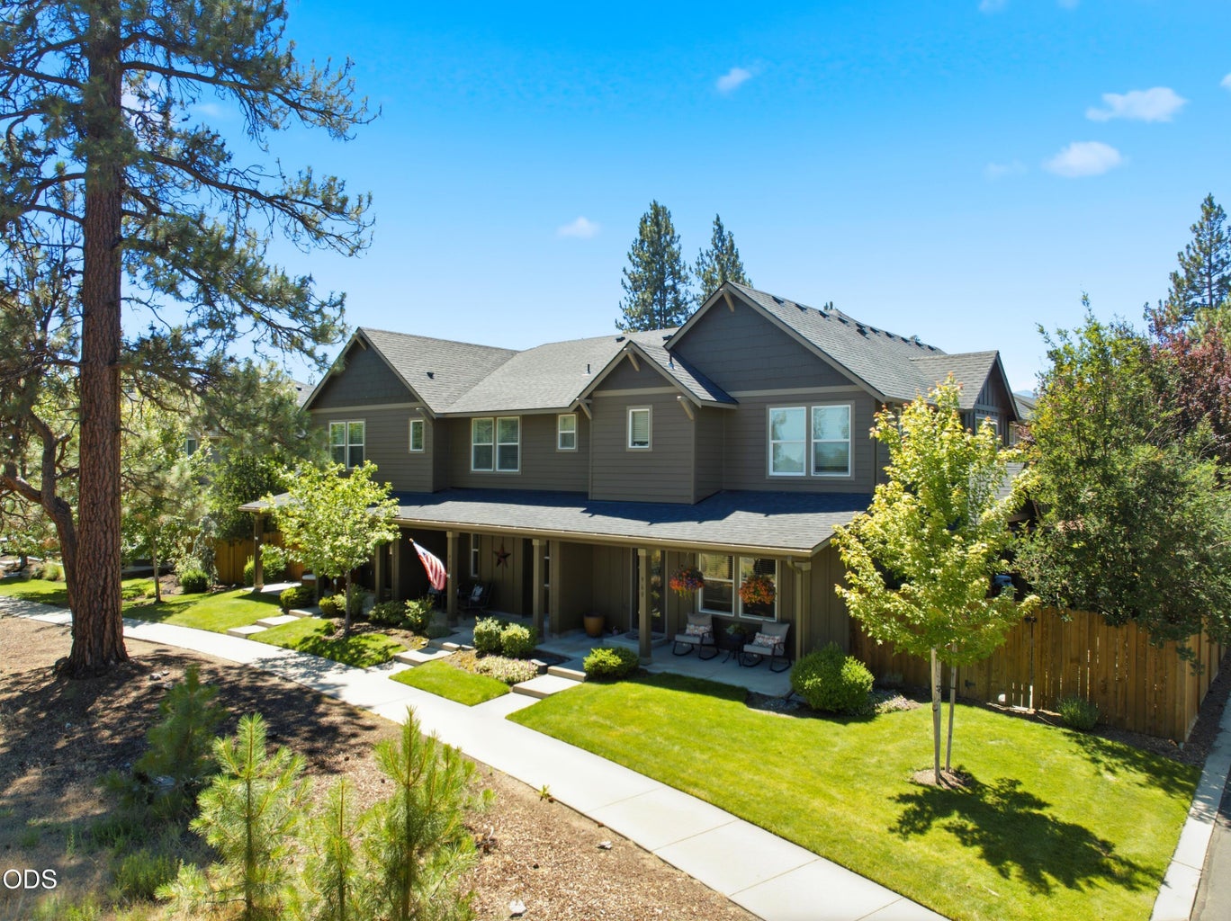 Photo of 950 N Hindeman Avenue 33 of 38