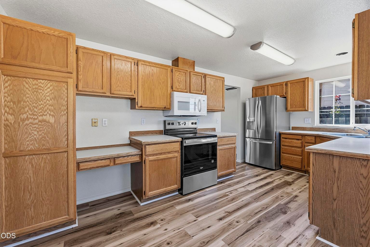 Photo of 2150 SW 29th Street 6 of 26