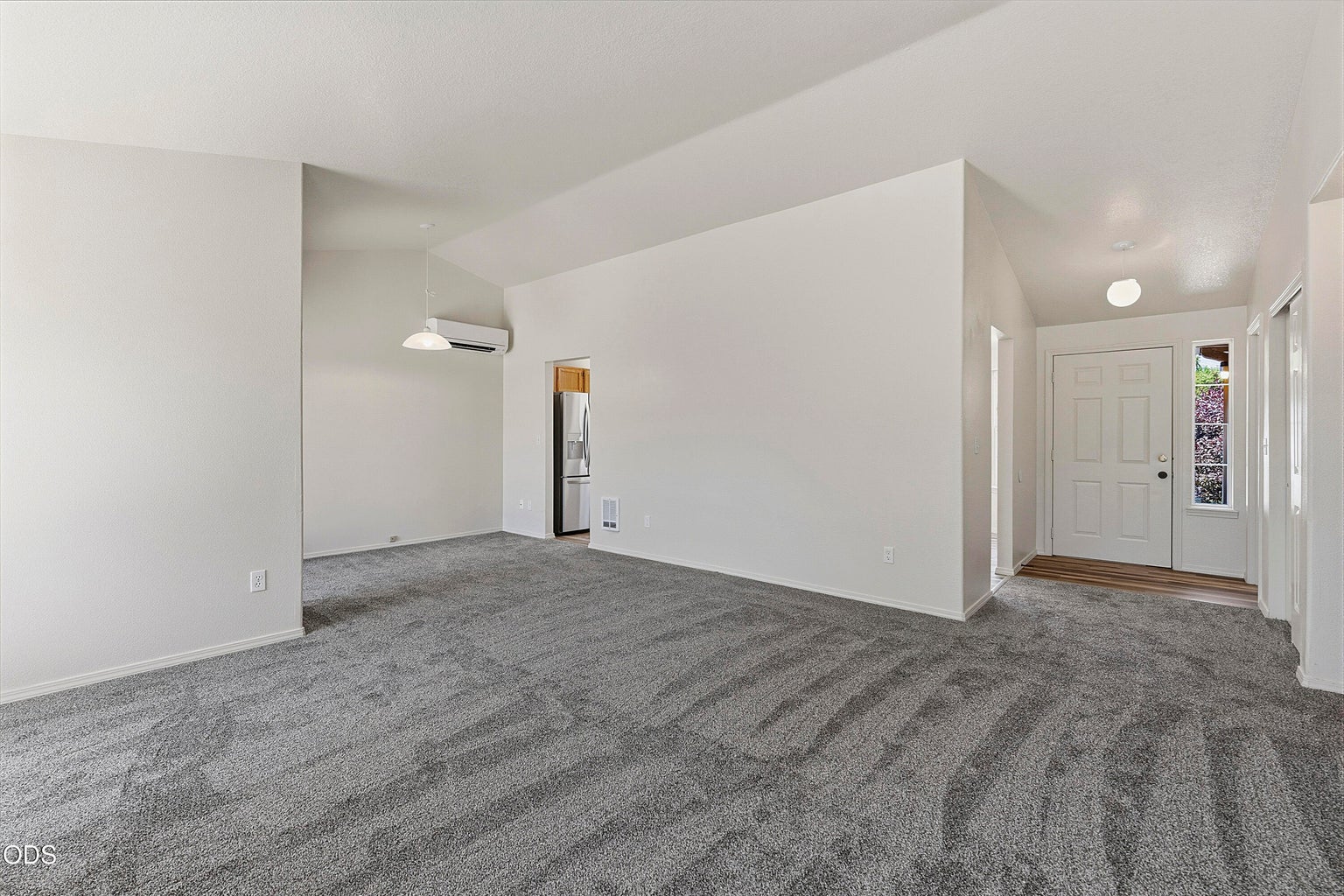 Photo of 2150 SW 29th Street 11 of 26