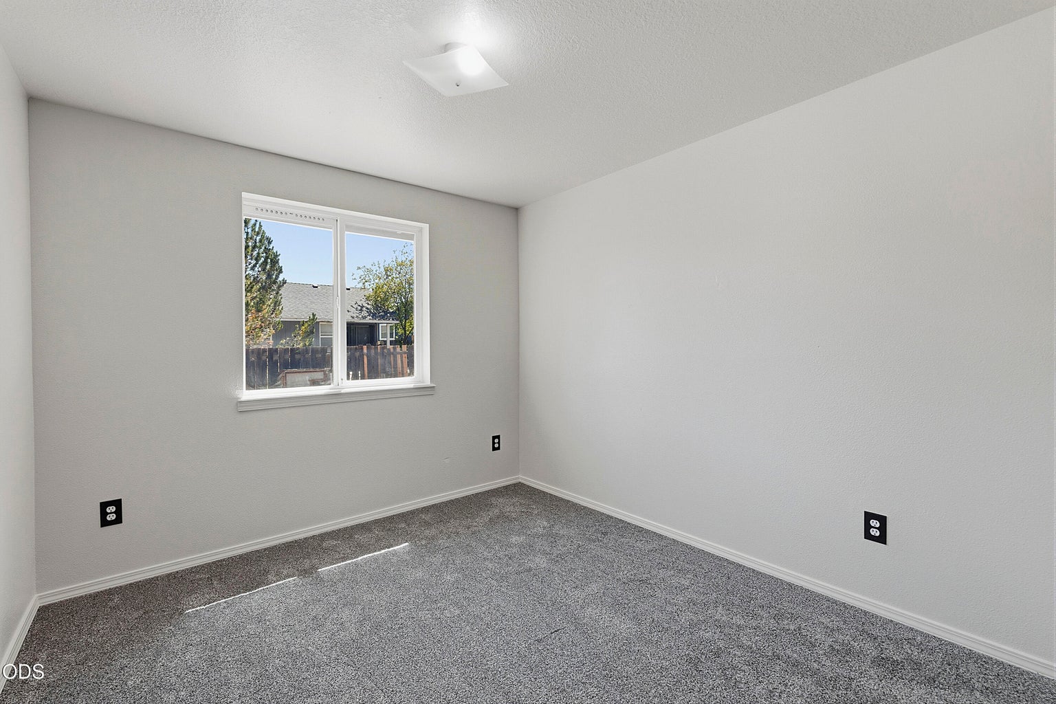 Photo of 2150 SW 29th Street 13 of 26