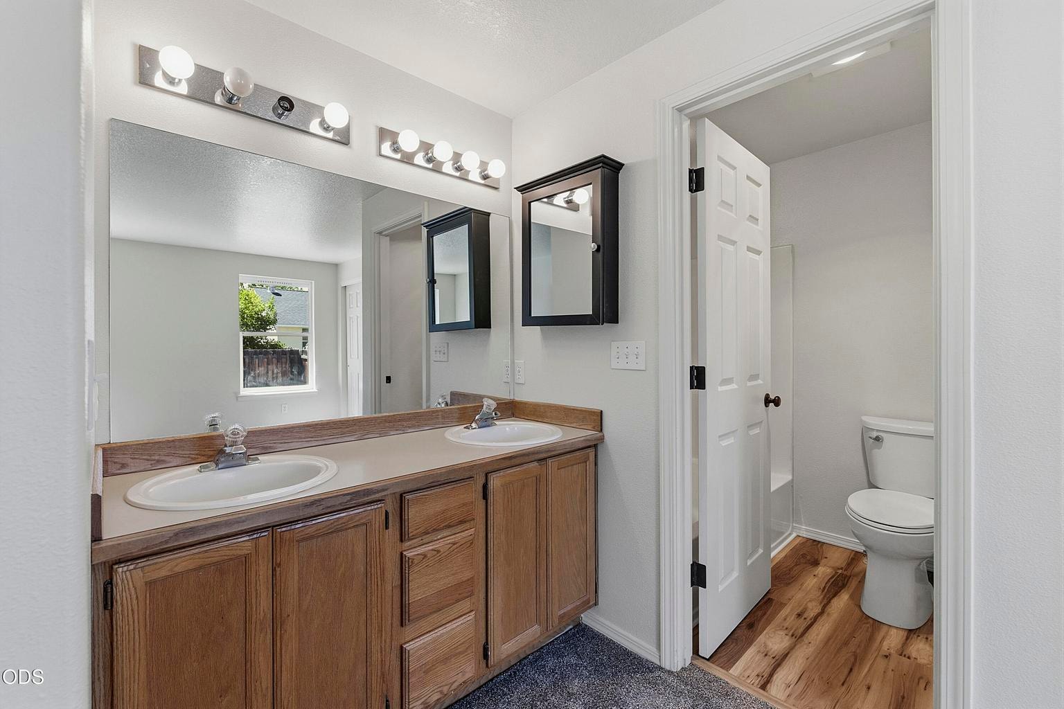 Photo of 2150 SW 29th Street 17 of 26
