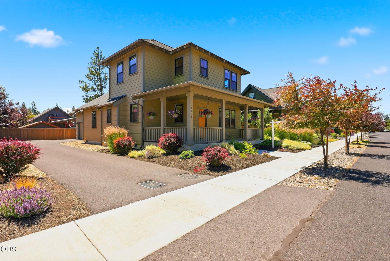 Photo of 1035 E Horse Back Trail 48 of 54