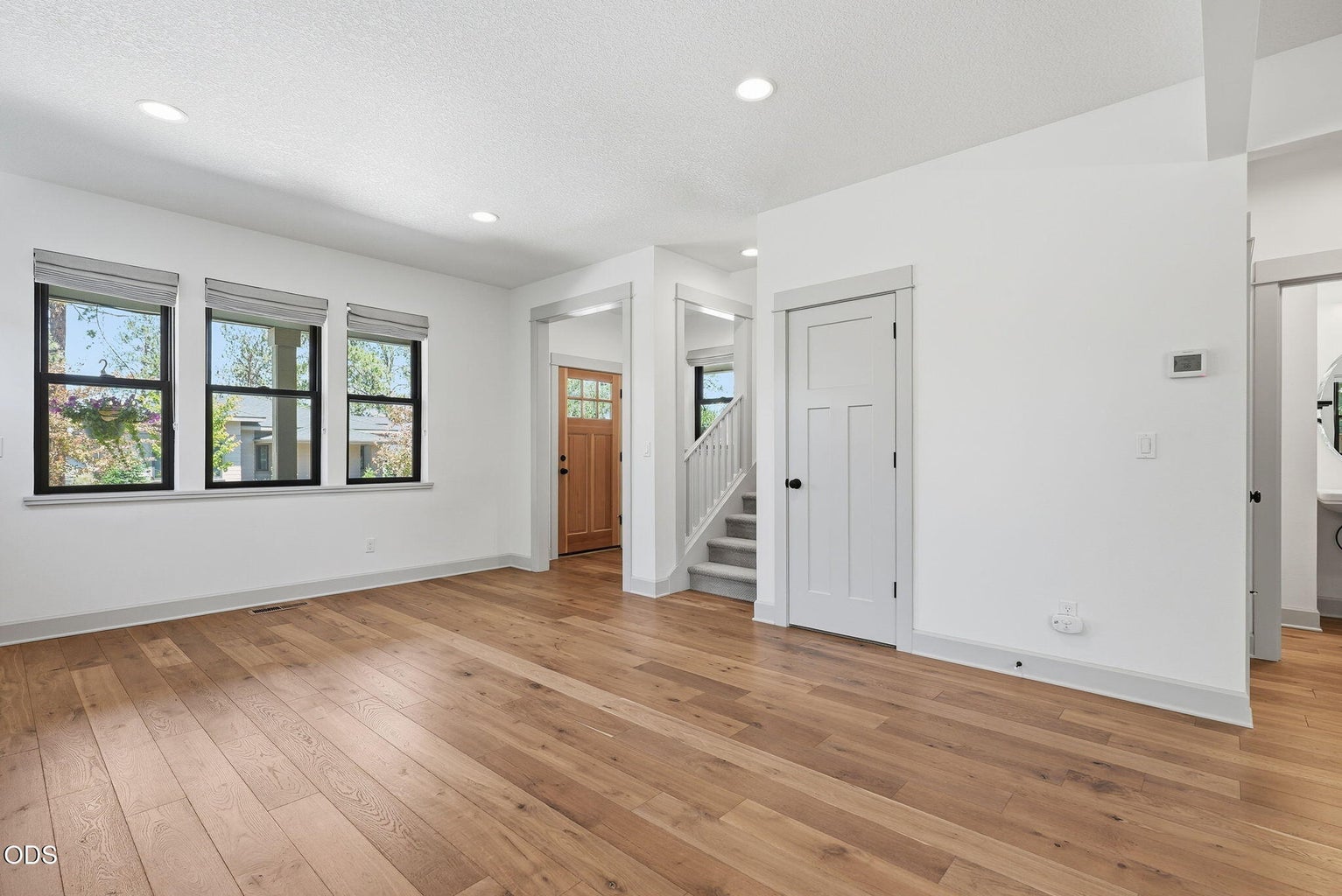 Photo of 1035 E Horse Back Trail 11 of 54