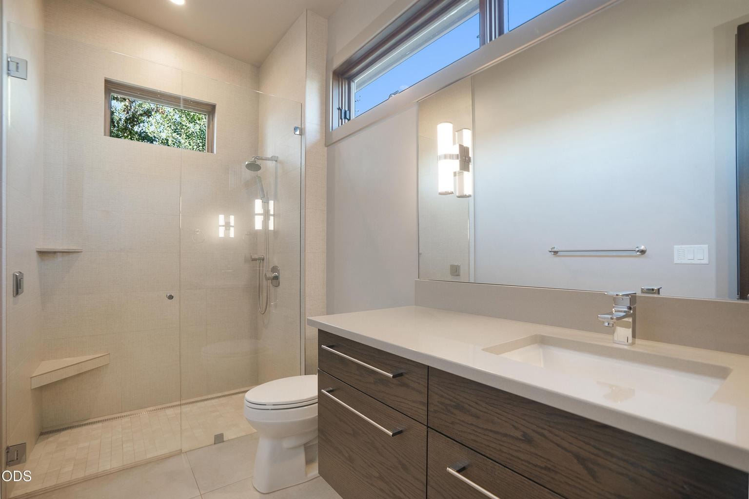 Photo of 61785 Hosmer Lake Drive 33 of 45