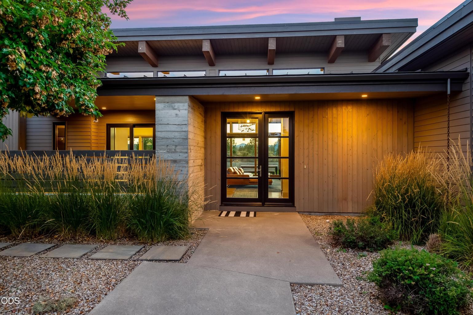 Photo of 61785 Hosmer Lake Drive 42 of 45