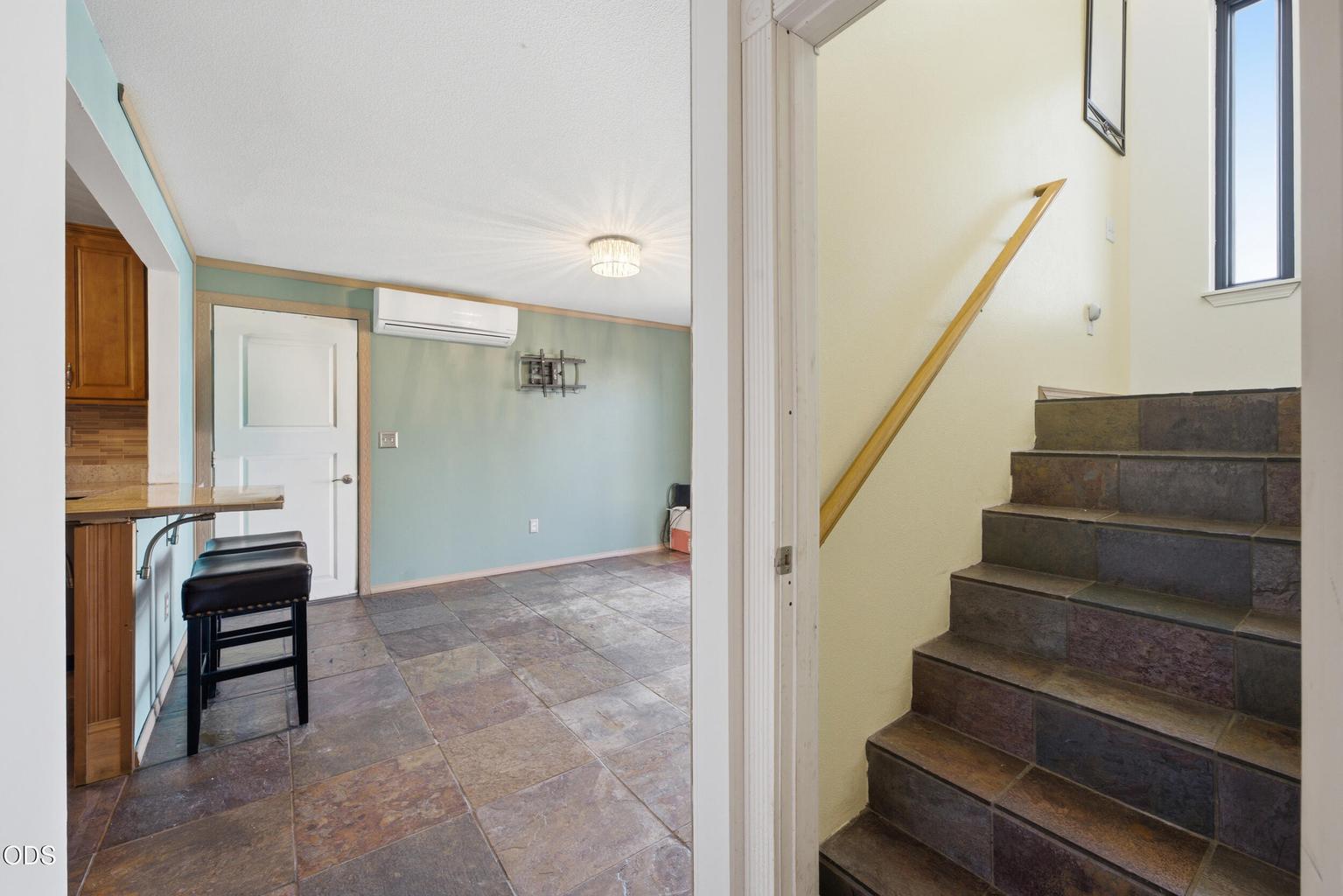 Photo of 2346 SW 20th Court 19 of 41