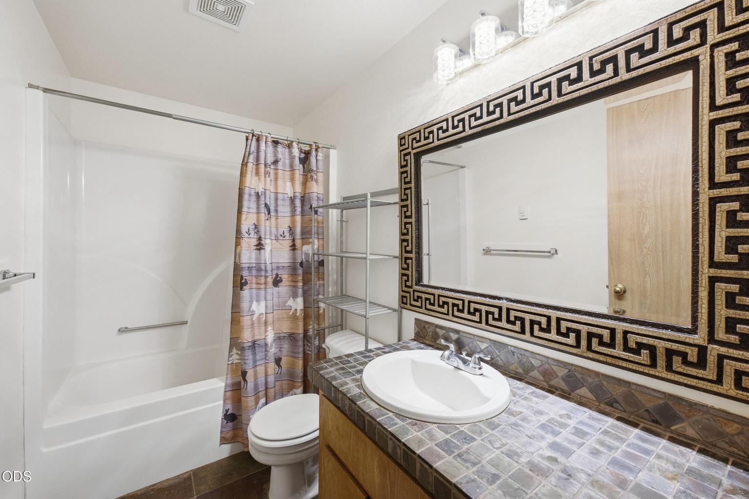 Photo of 2346 SW 20th Court 26 of 41