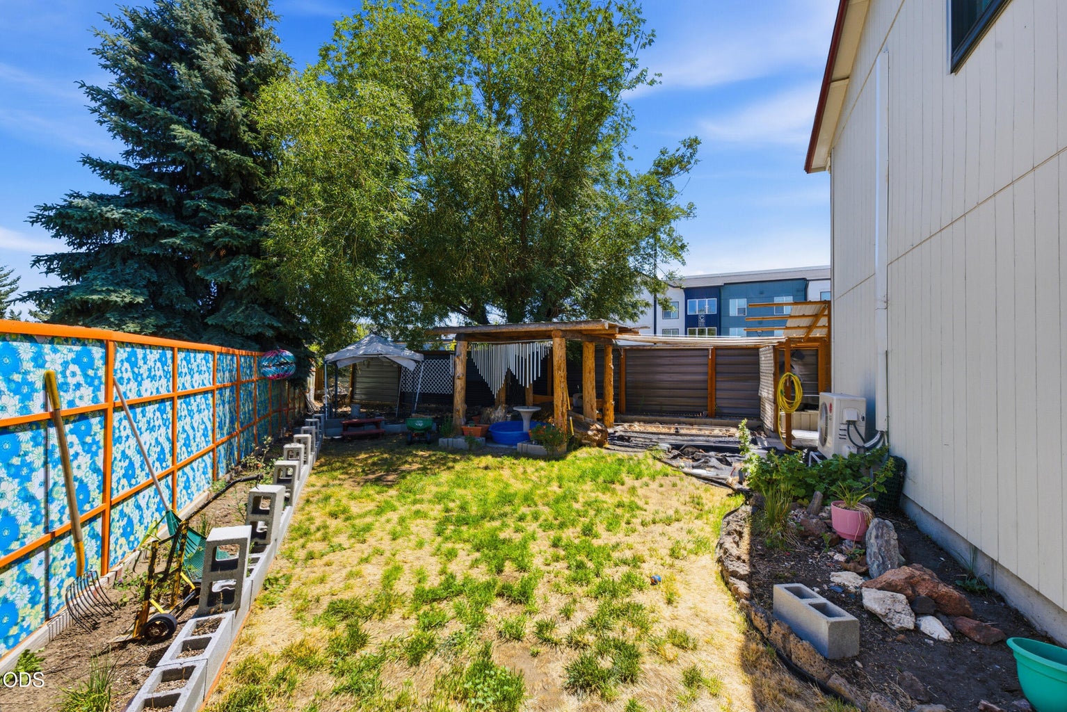 Photo of 2346 SW 20th Court 33 of 41