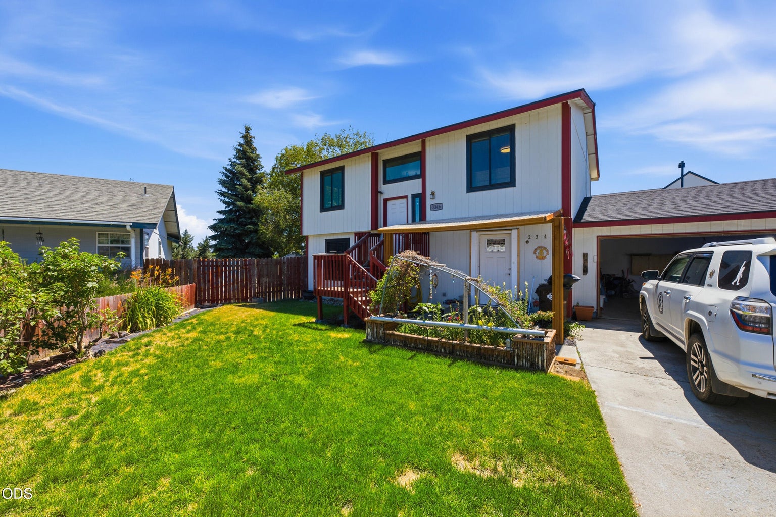 Photo of 2346 SW 20th Court 2 of 41