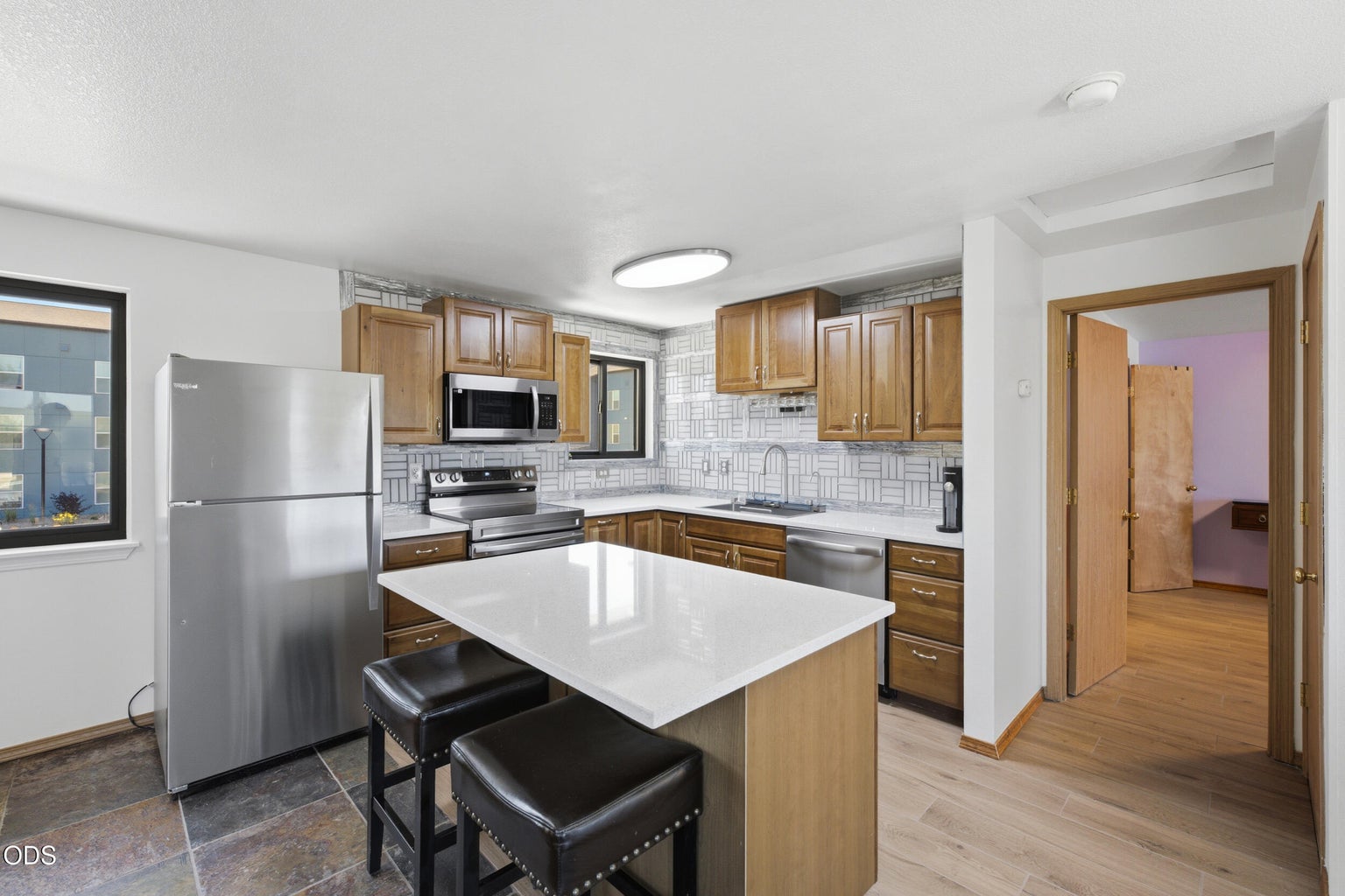 Photo of 2346 SW 20th Court 10 of 41